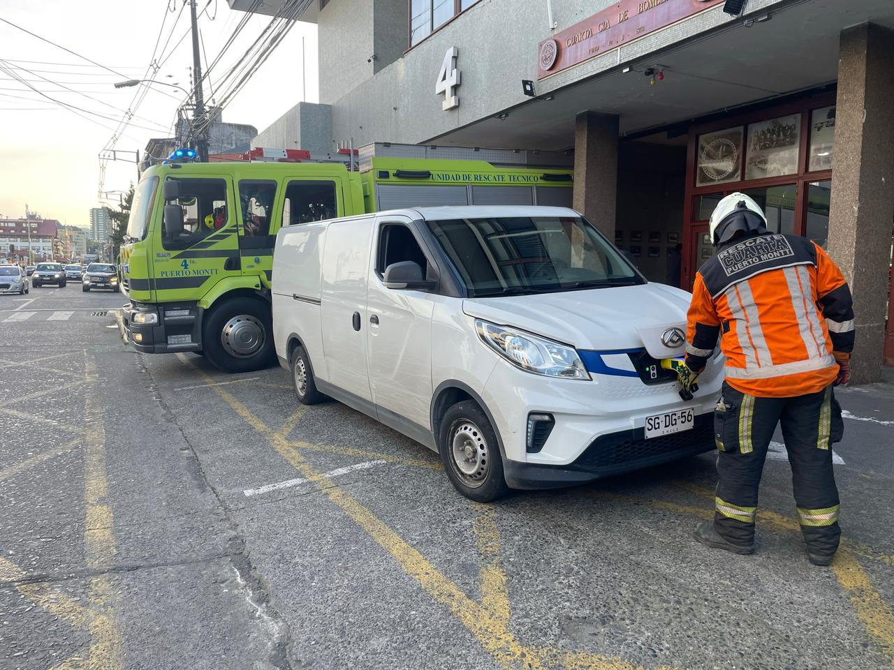 Apoyando con hechos: Donación de dispositivo de seguridad para los Héroes de Puerto Montt.