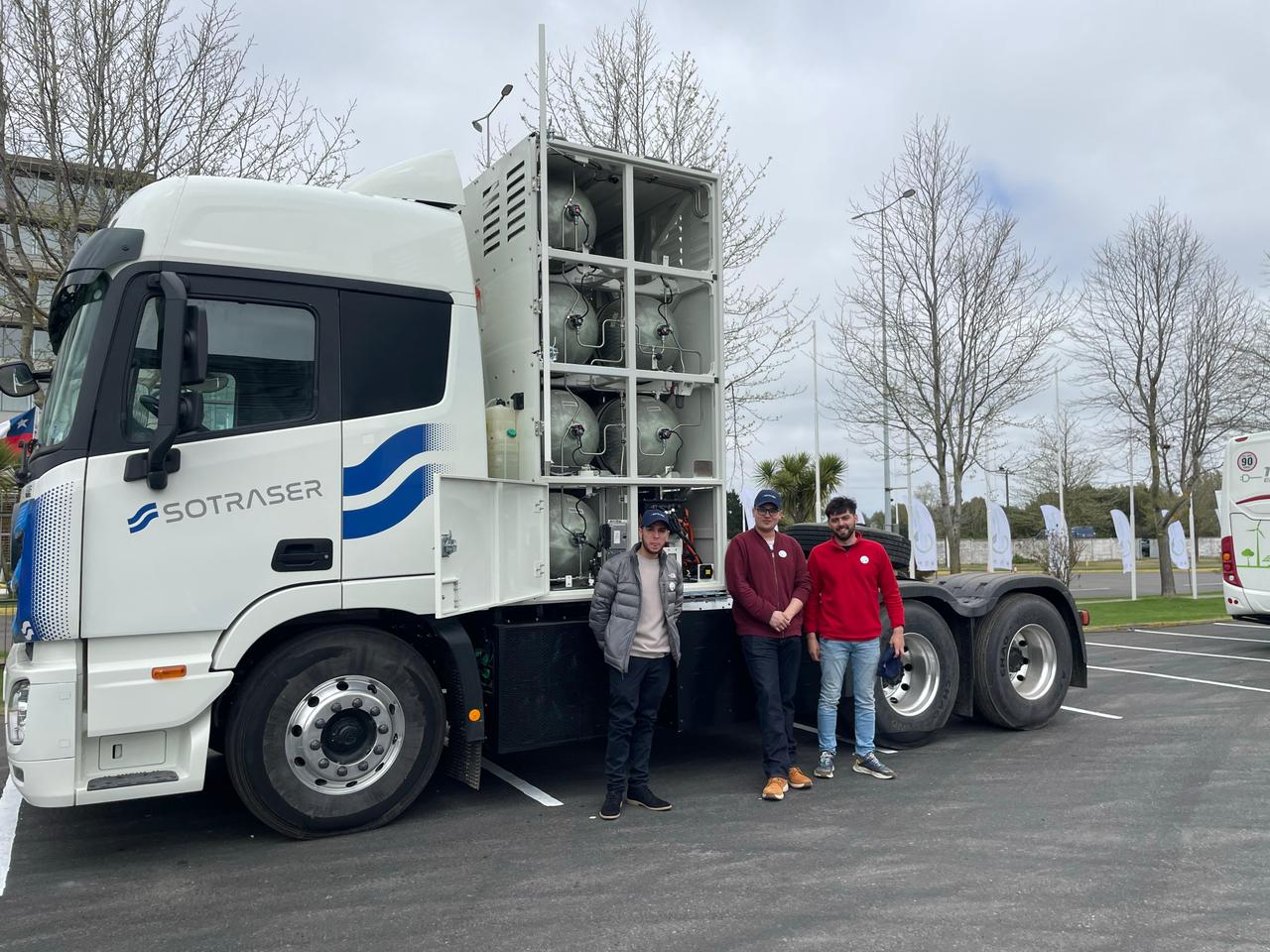 Expandiendo el diálogo: Llevando la seguridad al Summit eMob en Concepción.